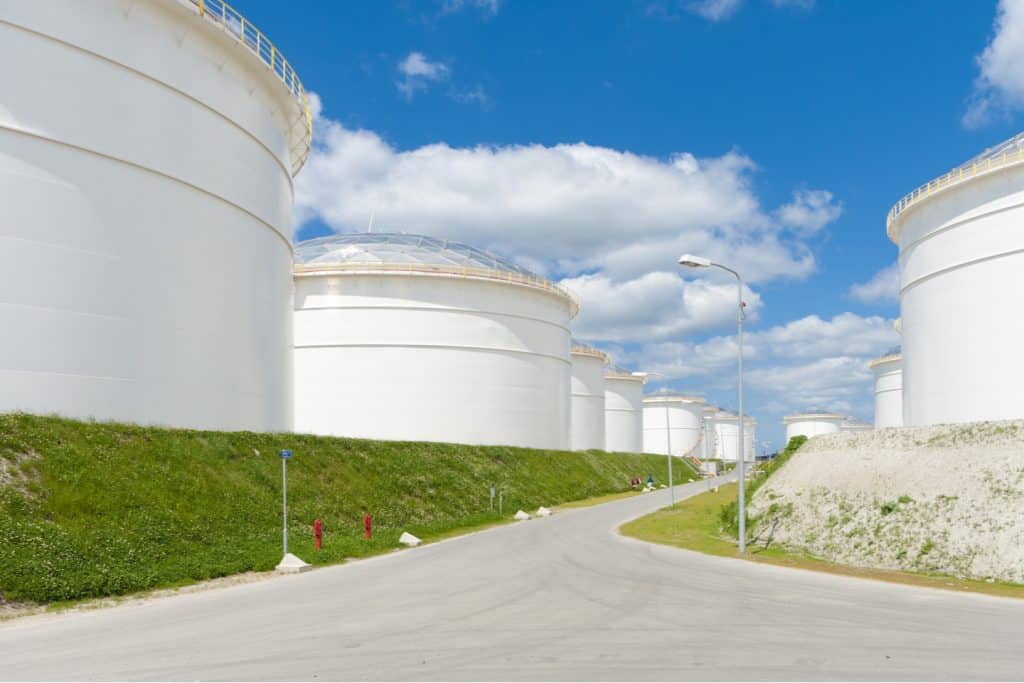 cold liquid storage tanks